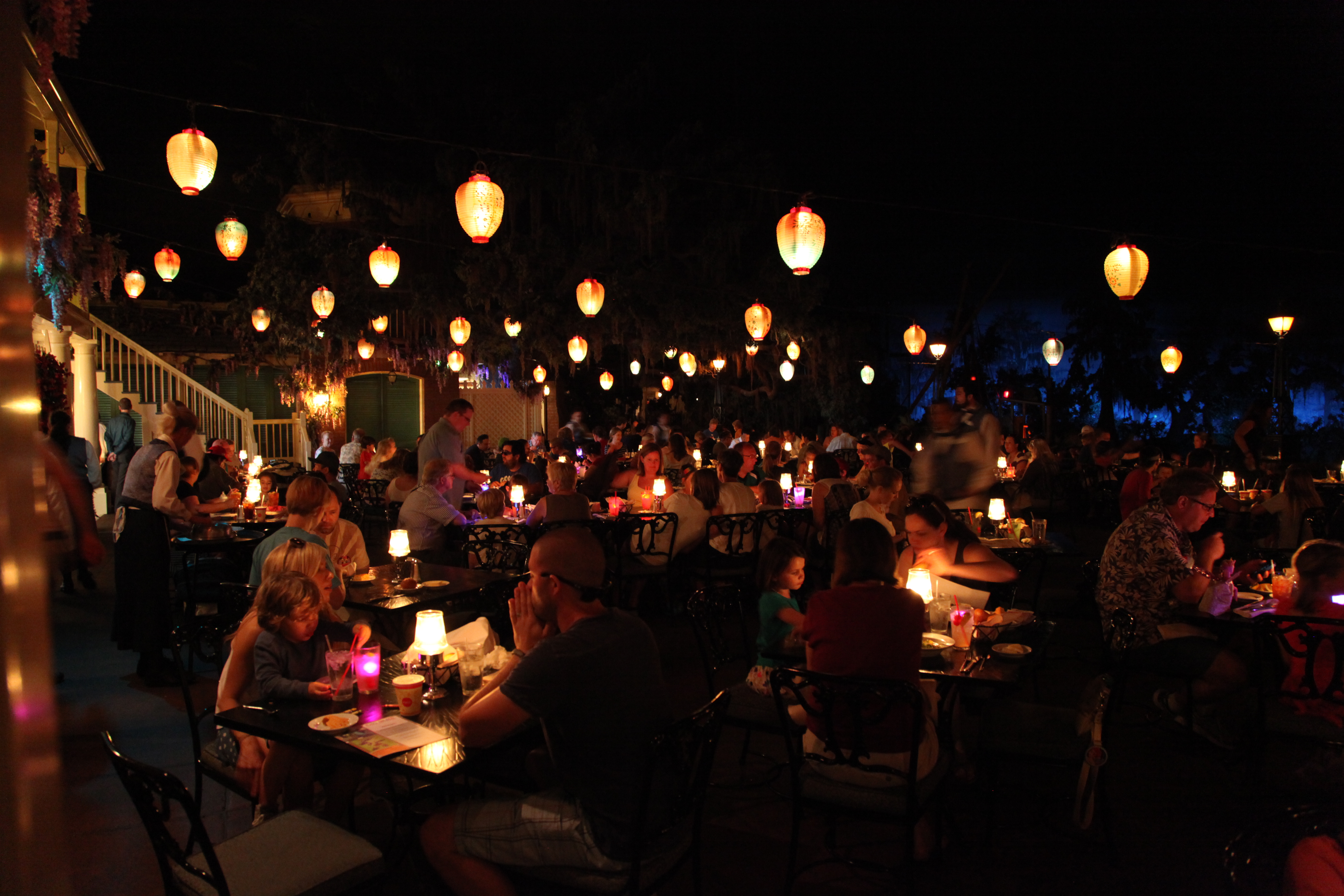 Blue Bayou Restaurant Review | Blue Bayou Disneyland - Enchanted Traveler